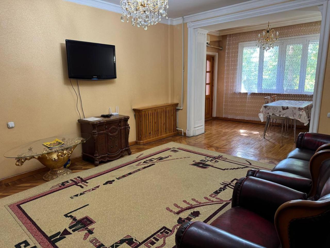 Апартаменты У Парка Голубые Купола И Цум Apartments At Blue Dome Park Taszkent Zewnętrze zdjęcie